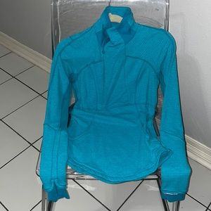 Lululemon base runner 1/2 zip